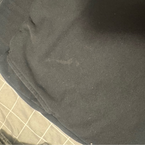 True Religion Shorts - Picture 3 of 4